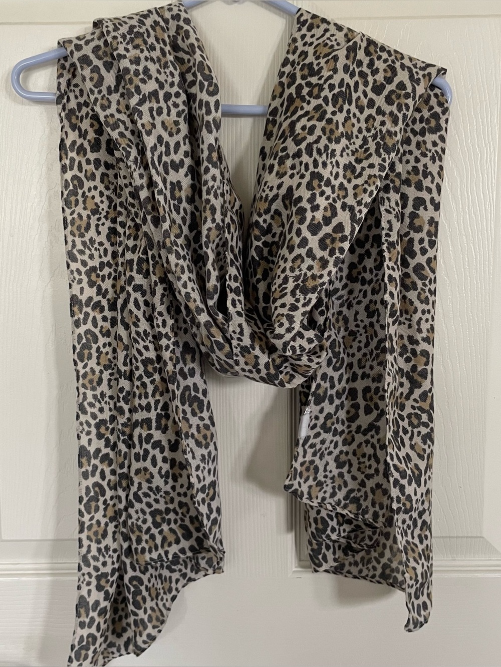 Gap Cheetah Print Fashion Scarf